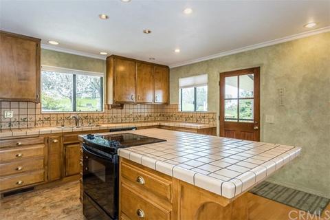 1150 Mountain Springs Rd, Paso Robles, CA 93446 photo 11