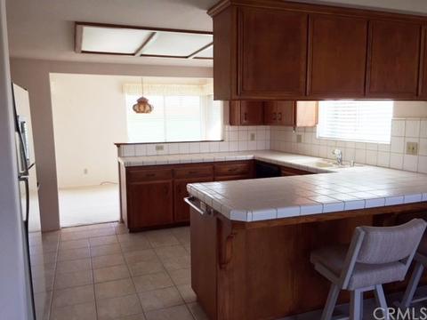 914 Inverness Dr, Paso Robles, CA 93446 photo 2