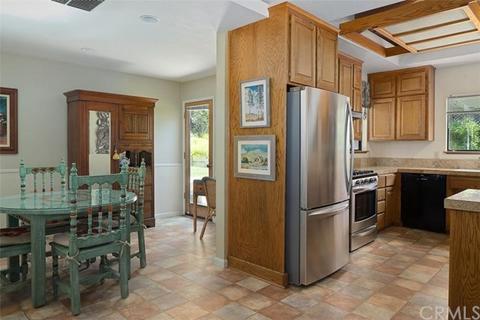 327 Blackburn St, Paso Robles, CA 93446 photo 7