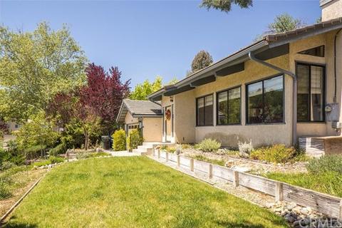 327 Blackburn St, Paso Robles, CA 93446 photo 2