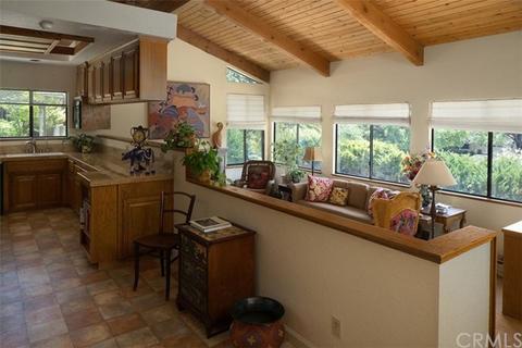 327 Blackburn St, Paso Robles, CA 93446 photo 6