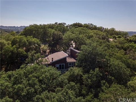 5675 Lobos Ln, Atascadero, CA 93422 photo 2