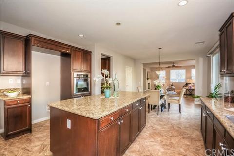 16092 Blue Mountain Ct, Riverside, CA 92503 photo 25