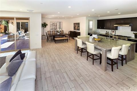 206 Barnes Rd, Tustin, CA 92782 photo 2