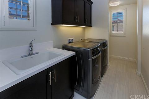 206 Barnes Rd, Tustin, CA 92782 photo 32