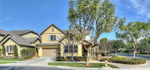 20 Daphne, Irvine, CA 92606 photo 2