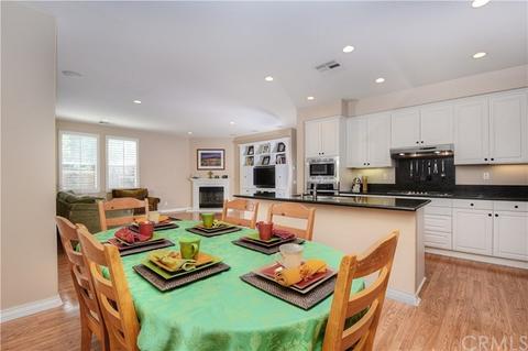 20 Daphne, Irvine, CA 92606 photo 25