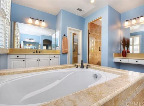 20 Daphne, Irvine, CA 92606 photo 33