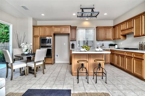 135 Spring Vly, Irvine, CA 92602 photo 19