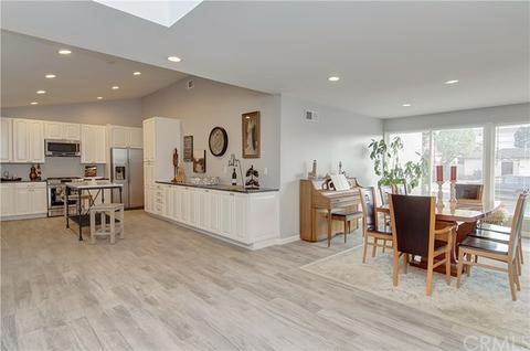 641 Sandpiper Dr, Seal Beach, CA 90740 photo 4