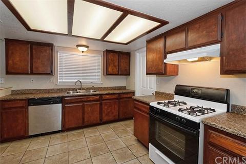 10658 Banning Ave, Hesperia, CA 92345 photo 10