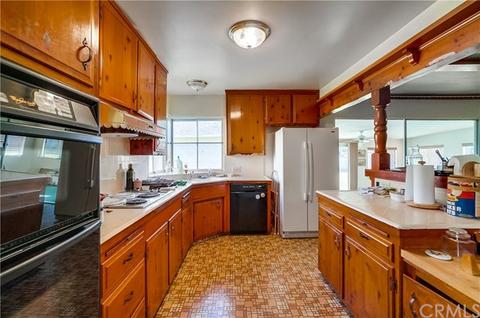9962 Marnice Ave, Tujunga, CA 91042 photo 8