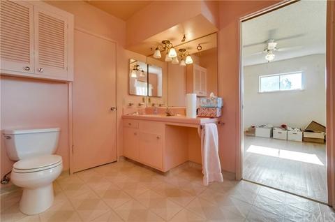 9962 Marnice Ave, Tujunga, CA 91042 photo 10