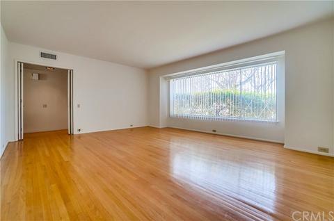 9962 Marnice Ave, Tujunga, CA 91042 photo 4