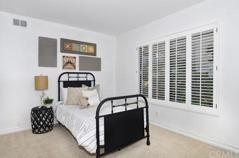23 Madrona, Irvine, CA 92612 photo 16