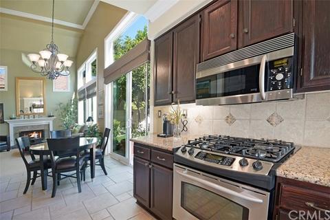 17 Parthenia, Irvine, CA 92606 photo 8