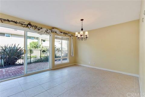 5196 Piccadilly Cir, Westminster, CA 92683 photo 4
