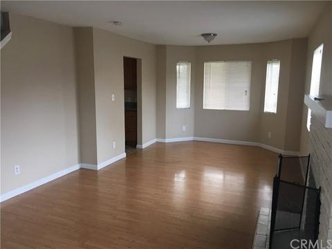 18157 Ash St, Bloomington, CA 92316 photo 2