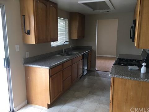 18157 Ash St, Bloomington, CA 92316 photo 7