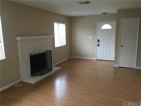 18157 Ash St, Bloomington, CA 92316 photo 4