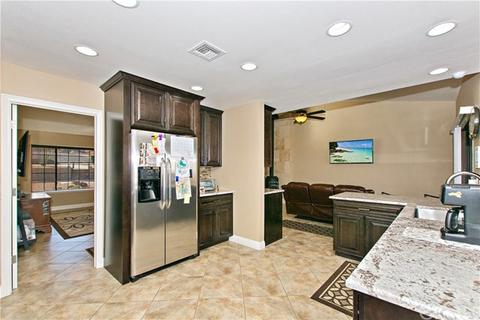 7505 Canyon Dr, Yucca Valley, CA 92284 photo 3
