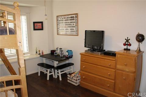 2921 Hyde Park Cir, Riverside, CA 92506 photo 19