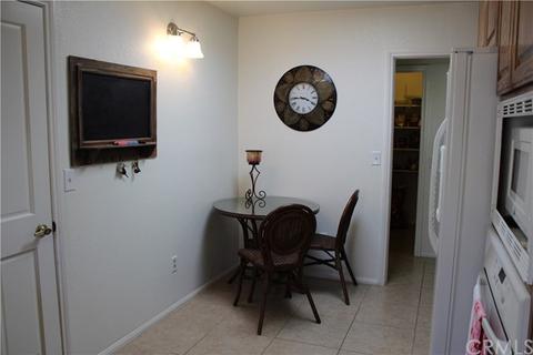 2921 Hyde Park Cir, Riverside, CA 92506 photo 14