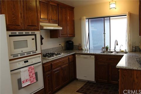 2921 Hyde Park Cir, Riverside, CA 92506 photo 13