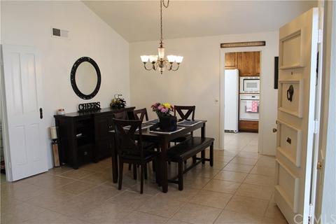 2921 Hyde Park Cir, Riverside, CA 92506 photo 6