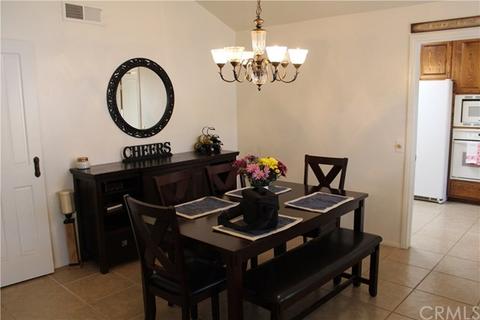 2921 Hyde Park Cir, Riverside, CA 92506 photo 8