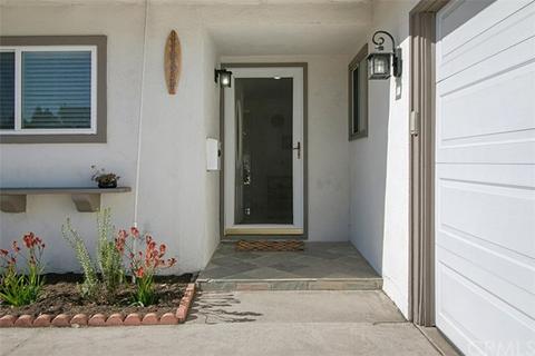 3095 Trinity Dr, Costa Mesa, CA 92626 photo 5