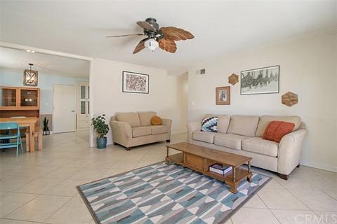 3095 Trinity Dr, Costa Mesa, CA 92626 photo 9