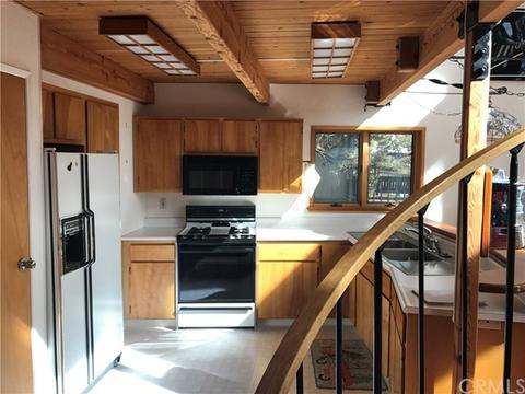990 Feather Mountain Dr, Big Bear City, CA 92314 photo 17