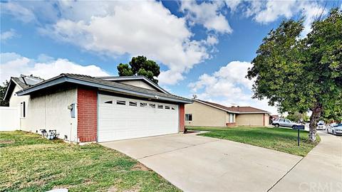 1182 Willits Dr, Corona, CA 92882 photo 2