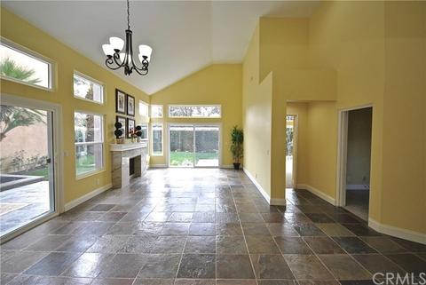 29 Las Cruces, Irvine, CA 92614 photo 3