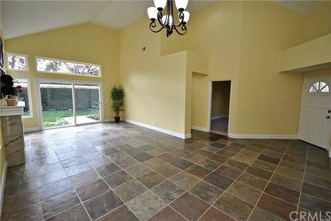 29 Las Cruces, Irvine, CA 92614 photo 5