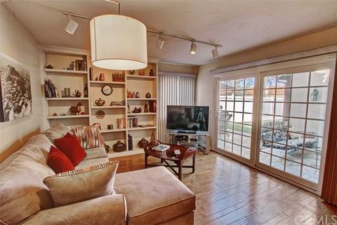 8182 Crown Ct, Westminster, CA 92683 photo 12