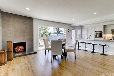 2444 Fordham Dr, Costa Mesa, CA 92626 photo 2