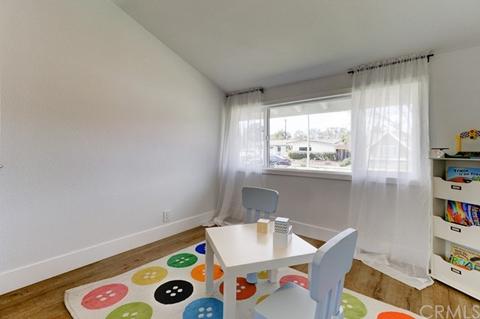2444 Fordham Dr, Costa Mesa, CA 92626 photo 23