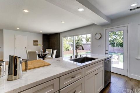 2444 Fordham Dr, Costa Mesa, CA 92626 photo 9