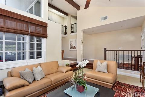 5 Clear Spg, Irvine, CA 92603 photo 3