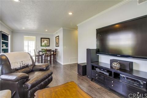 22977 Ditz Ln, Lake Forest, CA 92630 photo 4