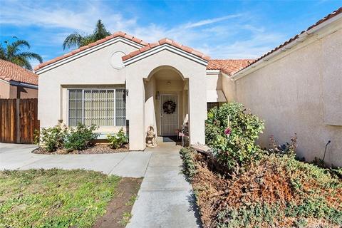 29102 Crestline Dr, Menifee, CA 92584 photo 1