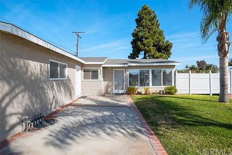 826 Darrell St, Costa Mesa, CA 92627 photo 4