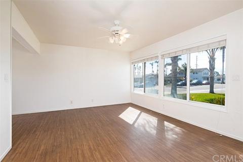 826 Darrell St, Costa Mesa, CA 92627 photo 8