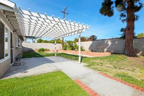 826 Darrell St, Costa Mesa, CA 92627 photo 25