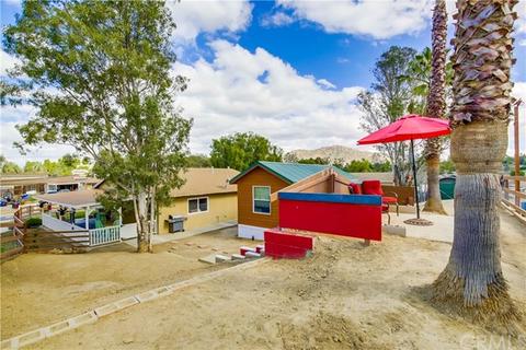 1372 3rd St, Norco, CA 92860 photo 48