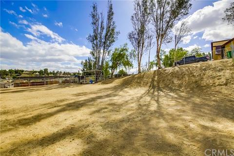 1372 3rd St, Norco, CA 92860 photo 42