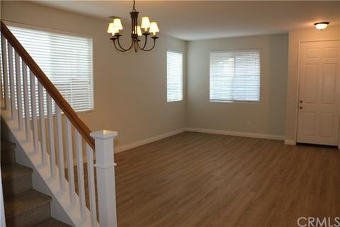 45320 Escalon St, Temecula, CA 92592 photo 2