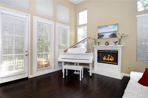 2 El Cajon #17, Irvine, CA 92602 photo 4